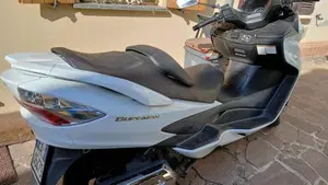Suzuki Burgman AN 400 Lux ABS (2012 - 17) 