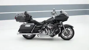 Harley-Davidson 1690 Road Glide (2007 - 12)  (2)