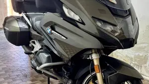 Bmw R 1250 RT (2021 - 25)  (2)