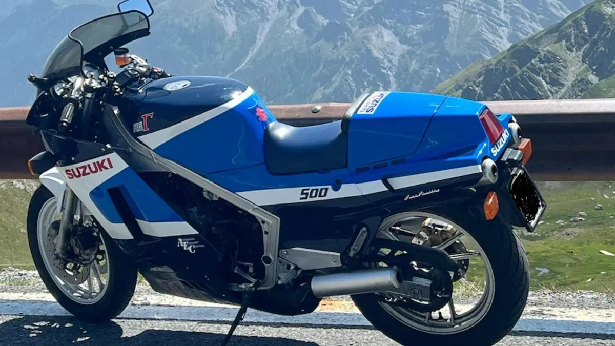 Suzuki RG 500 R (1985 - 88) 