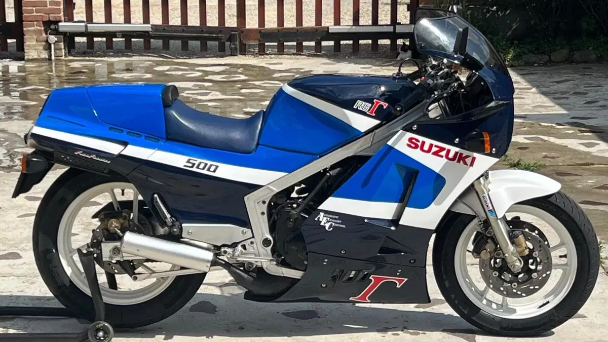 Suzuki RG 500 R (1985 - 88)  (3)