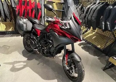 MV Agusta Turismo Veloce 800 Lusso SCS (2021 - 26) - Annuncio 9933301