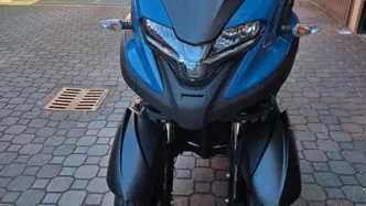 Yamaha Tricity 300 (2021 - 24) usata