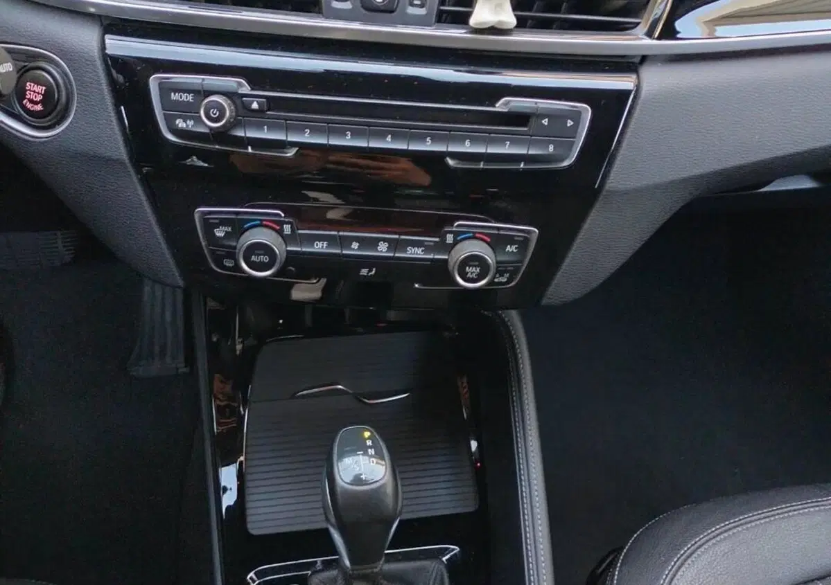 BMW X1 xDrive20d xLine (6)
