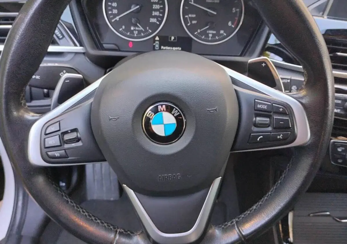 BMW X1 xDrive20d xLine (8)