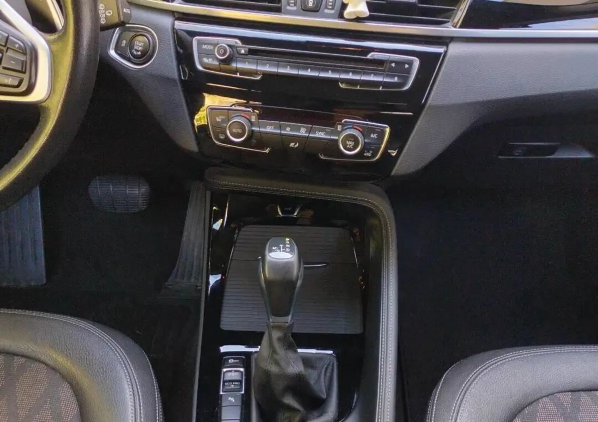 BMW X1 xDrive20d xLine (9)