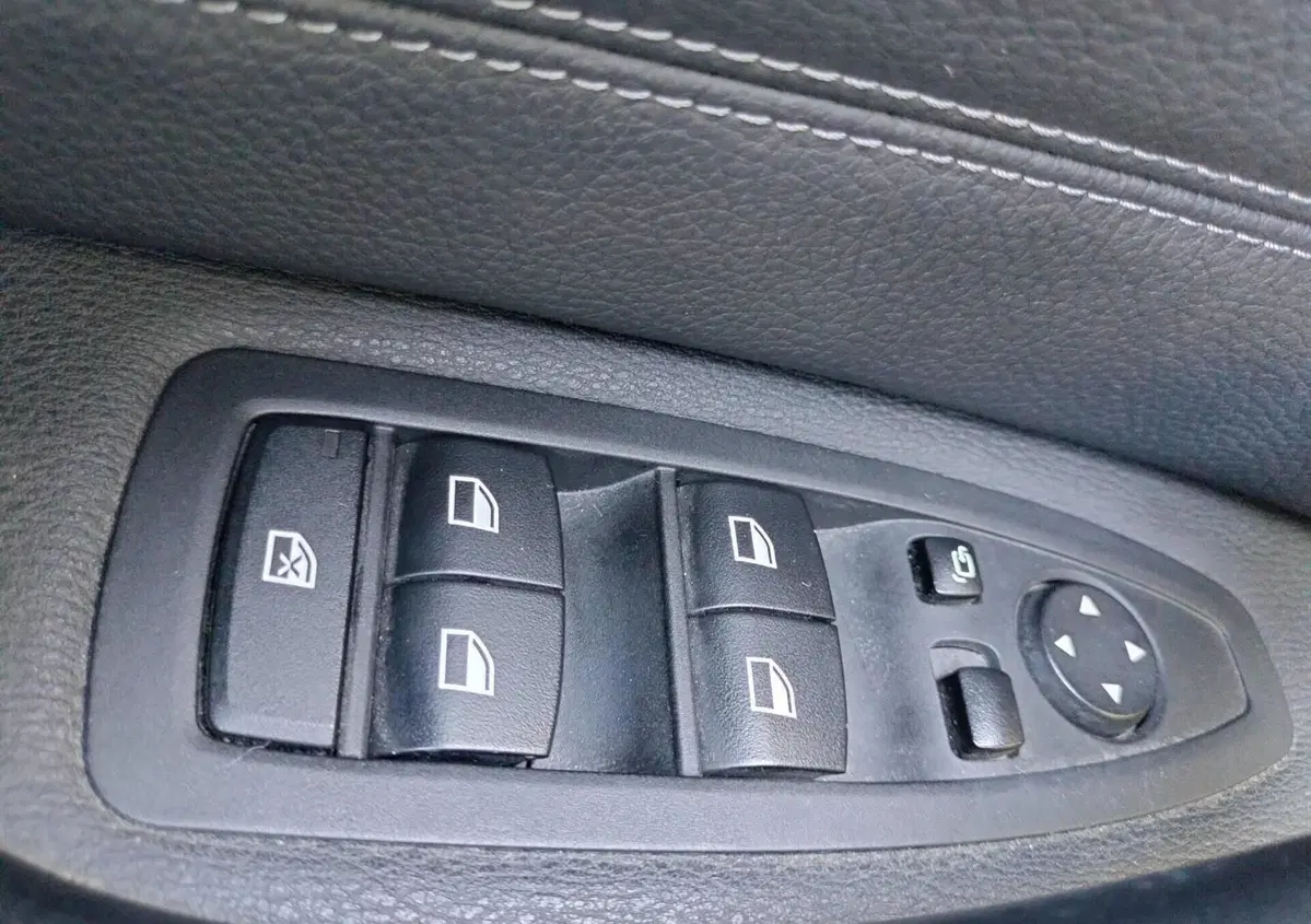 BMW X1 xDrive20d xLine (12)
