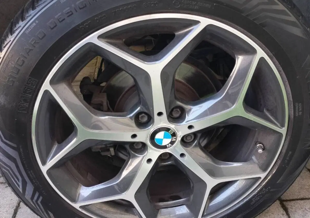 BMW X1 xDrive20d xLine (17)