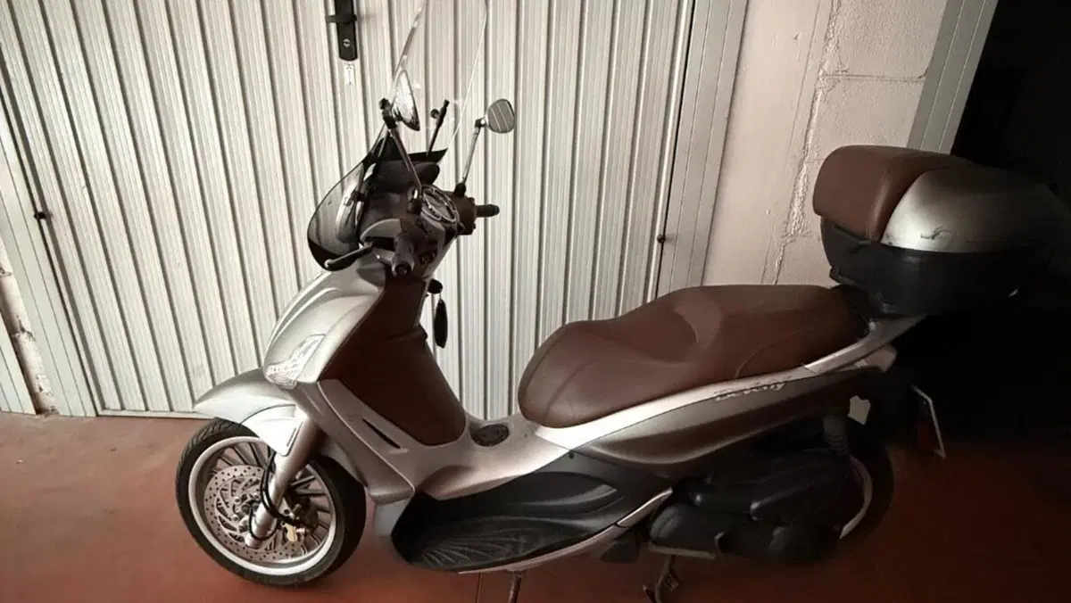 Piaggio Beverly 300 S i.e. ABS-ASR (2016 - 20)  (7)