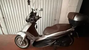 Piaggio Beverly 300 S i.e. ABS-ASR (2016 - 20)  (7)