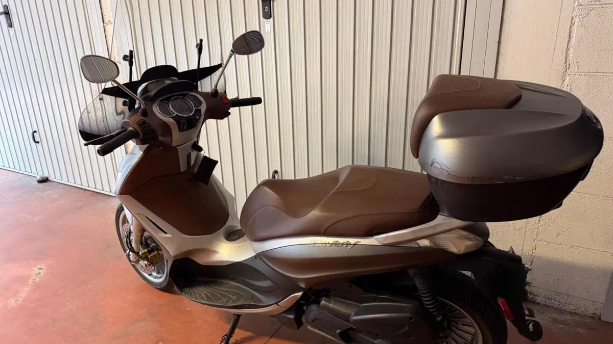 Piaggio Beverly 300 S i.e. ABS-ASR (2016 - 20)  (17)