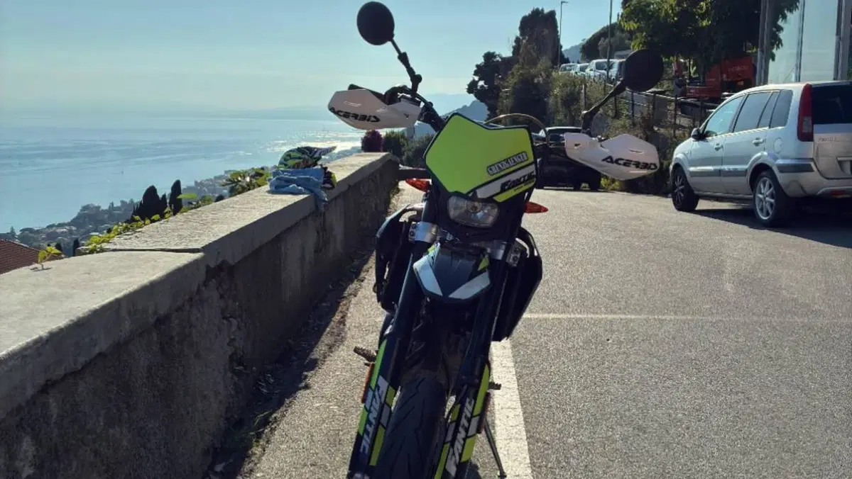 Fantic Motor Motard 125 M Performance 4t (2019)  (4)