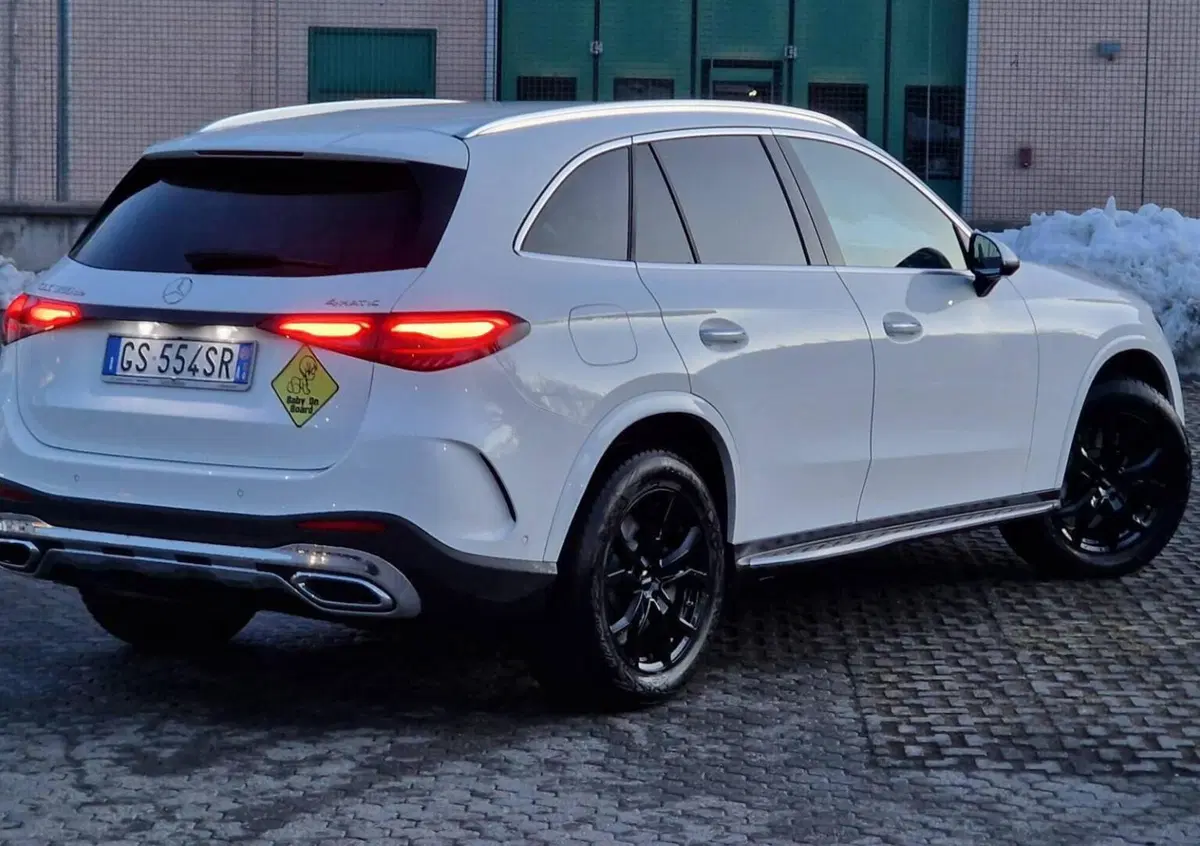Mercedes-Benz GLC SUV 300 de phev AMG Line Advanced Plus 4matic auto (7)