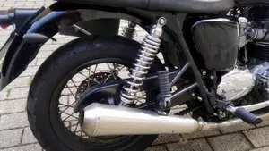 Triumph Bonneville T100 (2001 - 07)  (3)