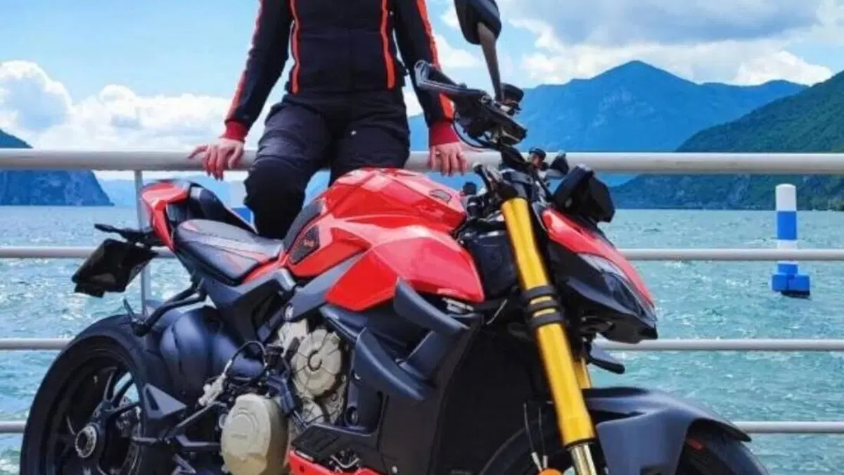 Ducati Streetfighter V4 1100 S (2020) 