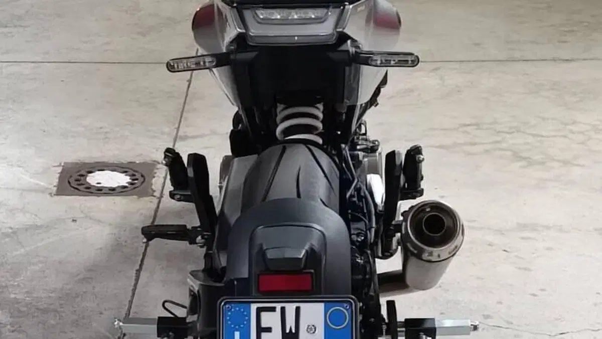 Husqvarna Svartpilen 401 (2021 - 23)  (5)
