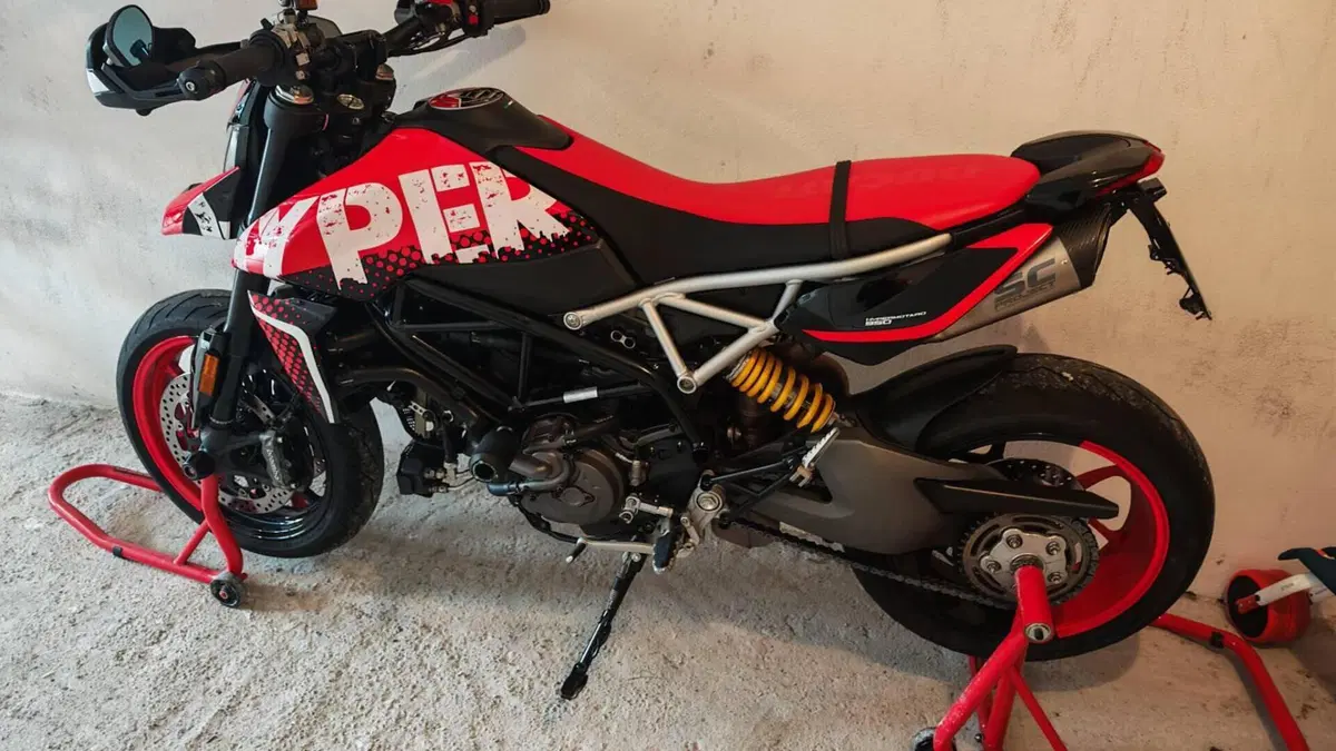 Ducati Hypermotard 950 RVE (2022 - 25)  (4)