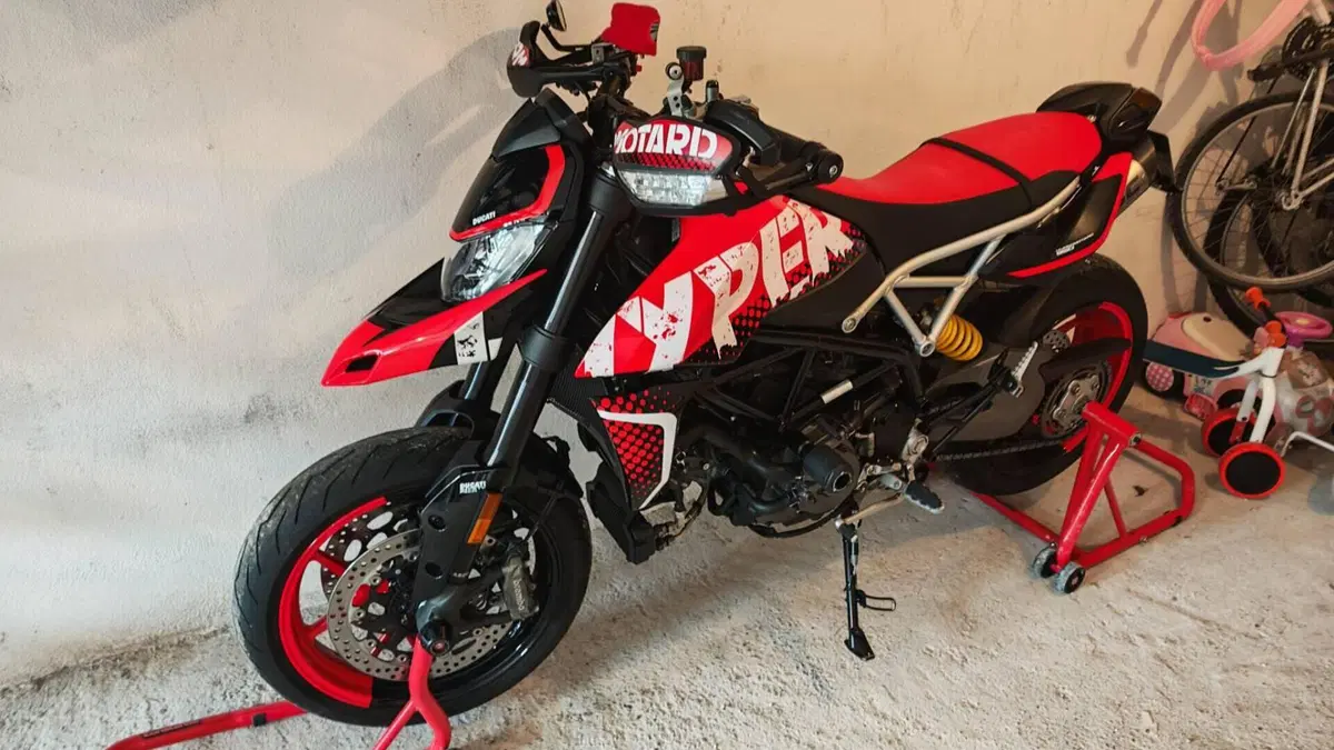 Ducati Hypermotard 950 RVE (2022 - 25)  (5)
