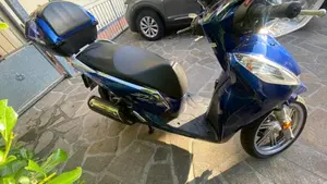 Honda SH 300 i ABS (2016 - 20)  (5)