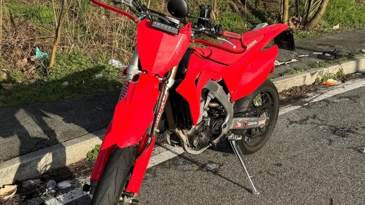 Honda CRF 450R (2017)  (4)