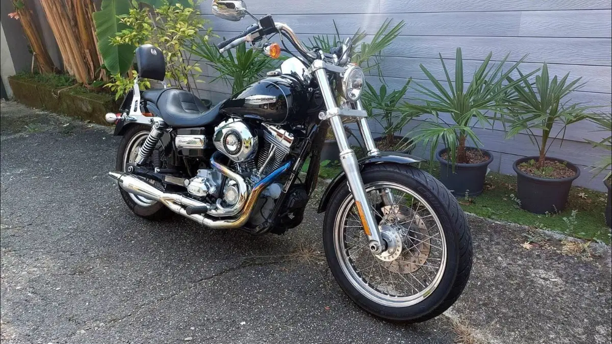 Harley-Davidson 1584 Super Glide Custom (2008 - 13) - FXDC  (7)