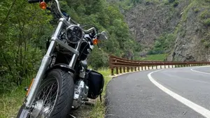 Harley-Davidson 1584 Super Glide Custom (2008 - 13) - FXDC  (9)