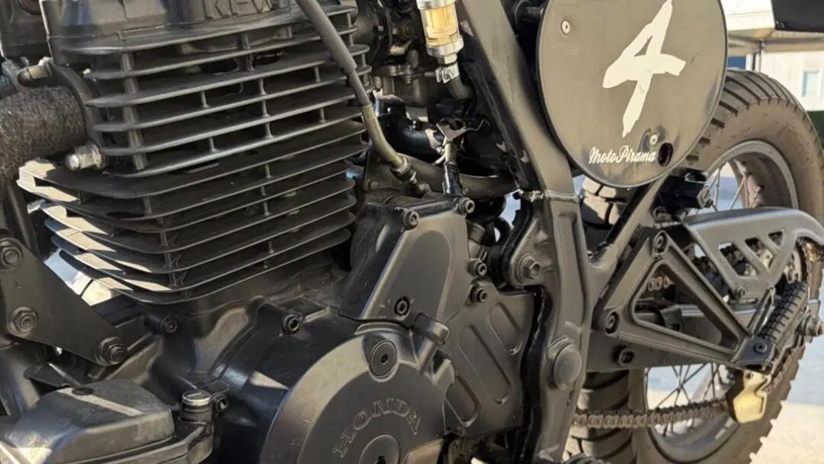 Honda NX 650 Dominator (1988 - 90)  (4)