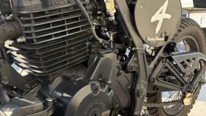 Honda NX 650 Dominator (1988 - 90)  (4)