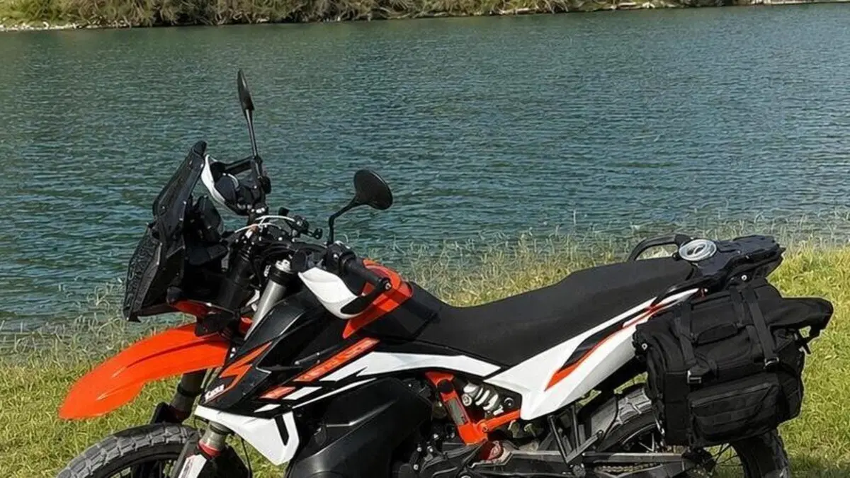 KTM 890 Adventure R (2022)  (6)
