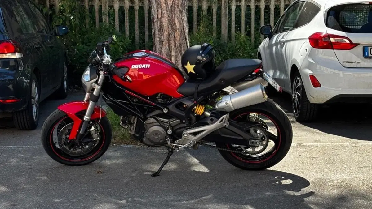 Ducati Monster 696 Plus (2007 - 14) 