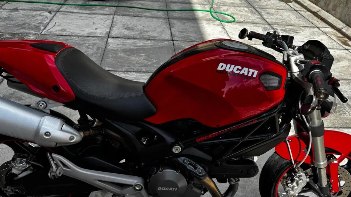 Ducati Monster 696 Plus (2007 - 14)  (7)