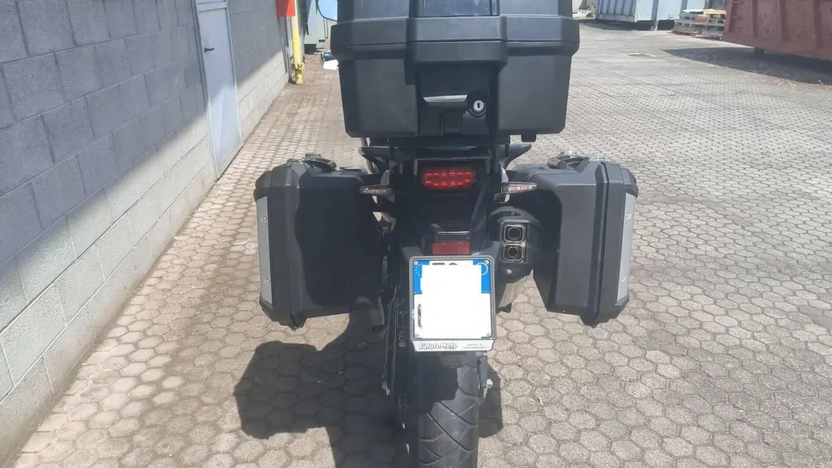Honda Africa Twin CRF 1000L DCT ABS (2016 - 17)  (5)