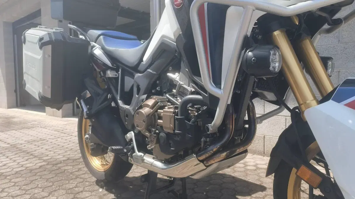 Honda Africa Twin CRF 1000L DCT ABS (2016 - 17)  (3)