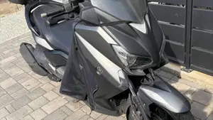 Yamaha X-Max 400 ABS (2013 - 16)  (2)