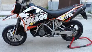 KTM 950 Supermoto (2006 - 08)  (2)