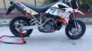 KTM 950 Supermoto (2006 - 08)  (7)