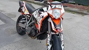 KTM 950 Supermoto (2006 - 08)  (8)