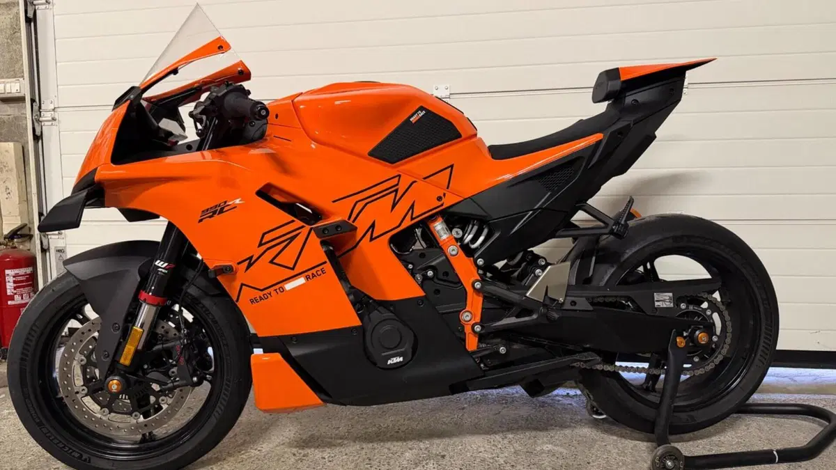 KTM 990 RC R (2026)  (3)