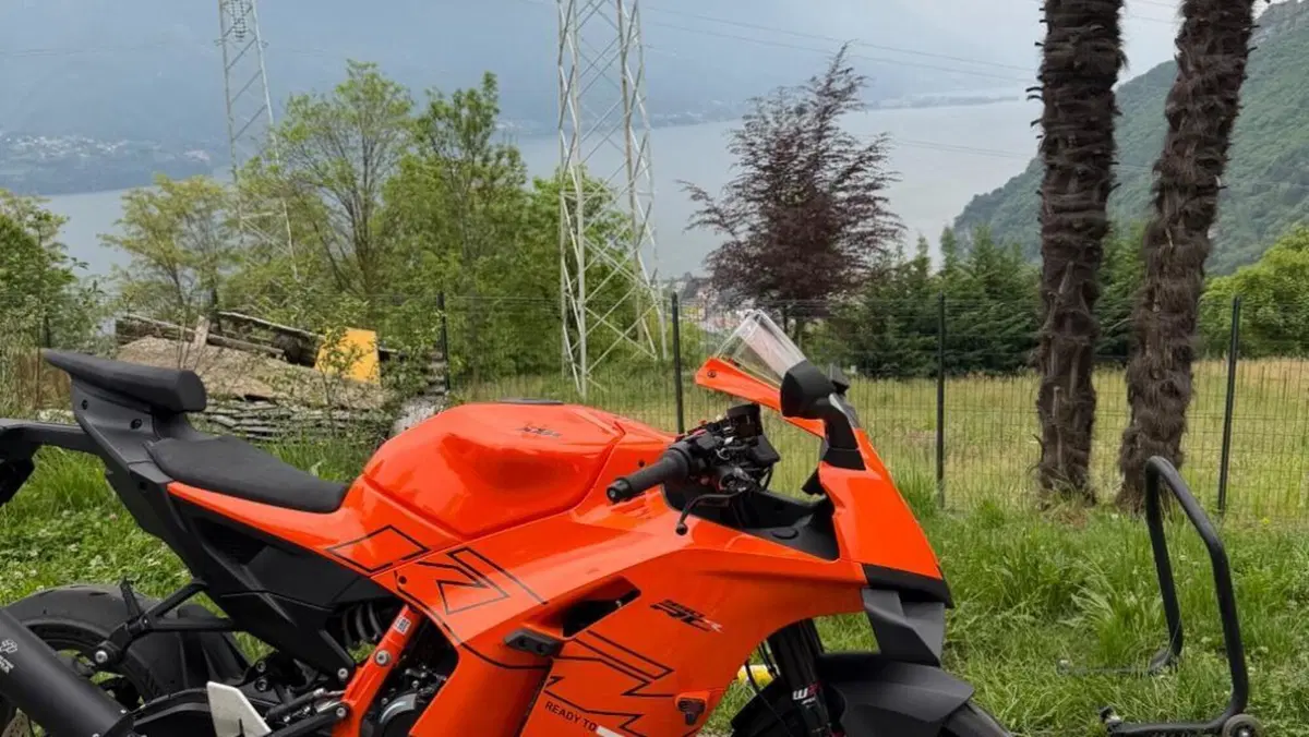KTM 990 RC R (2026) 