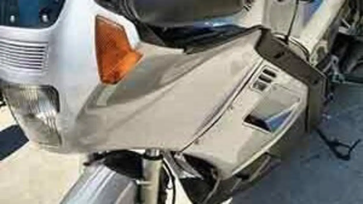 Kawasaki   (4)