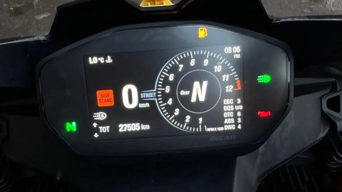 Ducati Panigale V2 (2021 - 24)  (11)