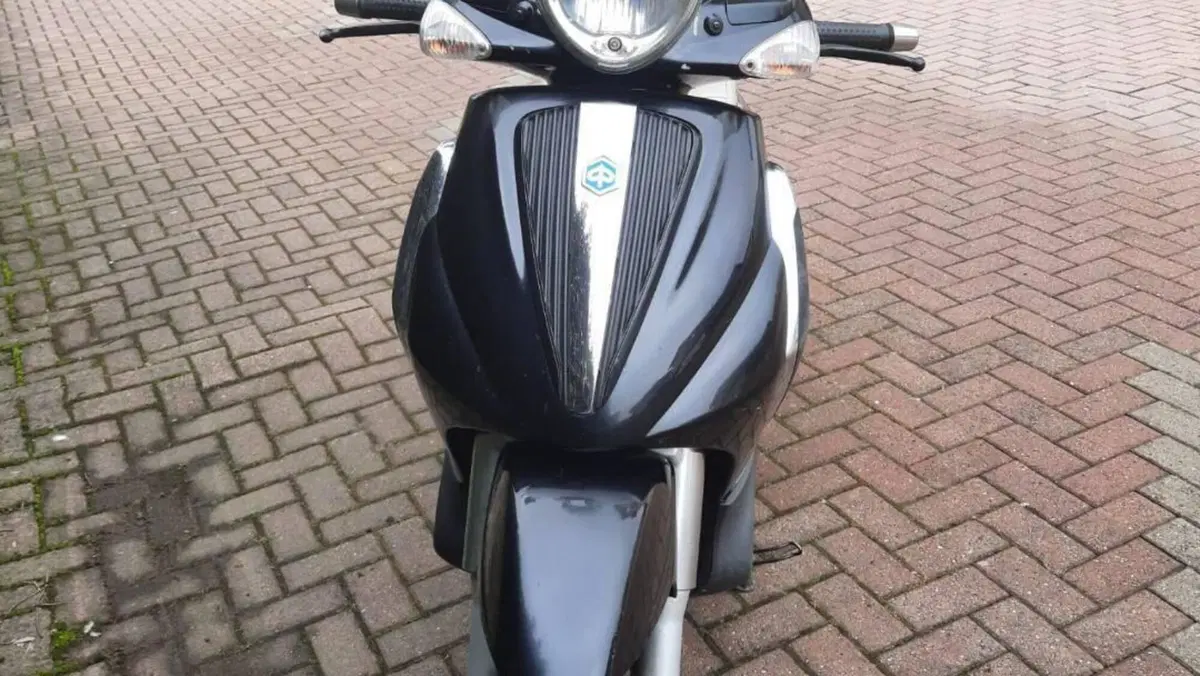 Piaggio Beverly 400 i.e. (2006 - 10)  (4)