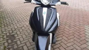 Piaggio Beverly 400 i.e. (2006 - 10)  (4)