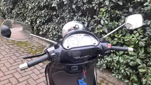 Piaggio Beverly 400 i.e. (2006 - 10)  (6)