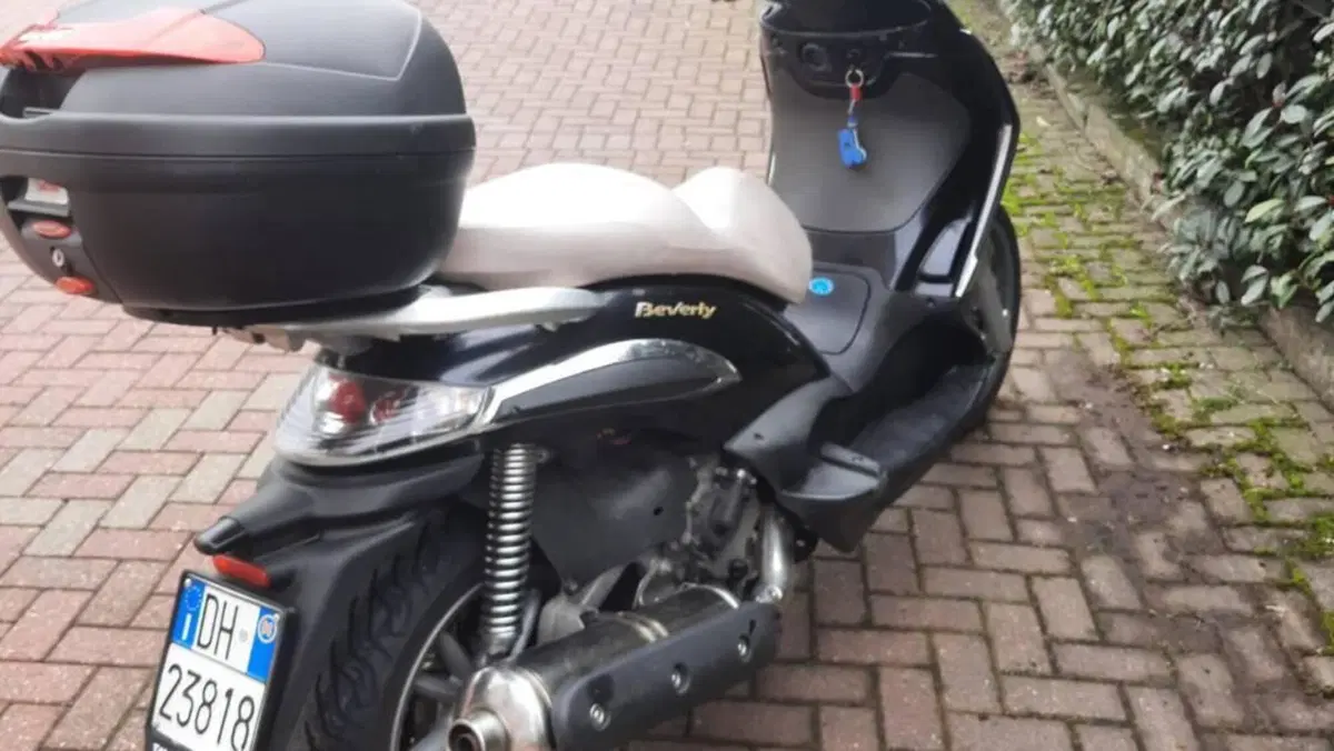 Piaggio Beverly 400 i.e. (2006 - 10)  (7)