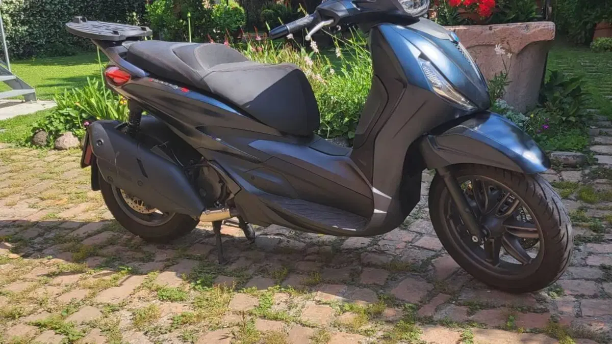 Piaggio Beverly 400 S ABS-ASR (2021 - 24)  (2)