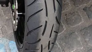 Kawasaki Z 650 (2021 - 24)  (8)
