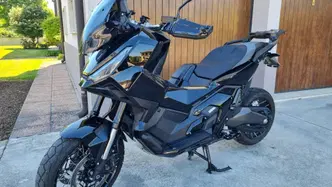Honda X-ADV 750 (2025 - 26) usata