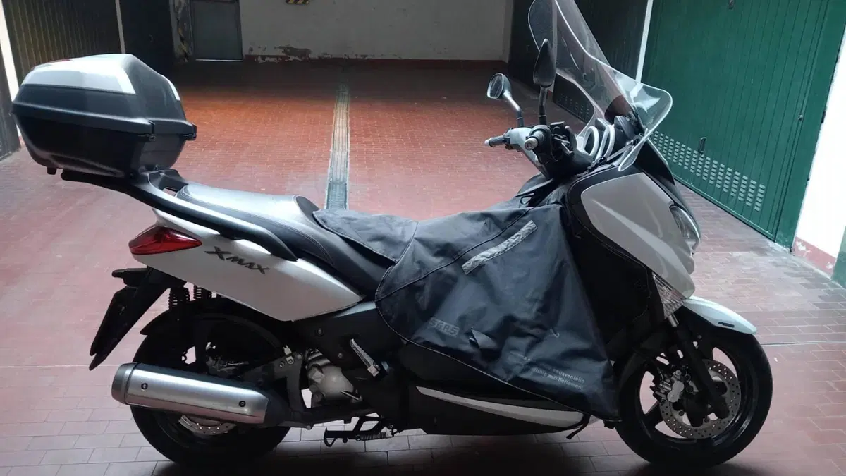 Yamaha X-Max 250 ABS (2011 - 13) 