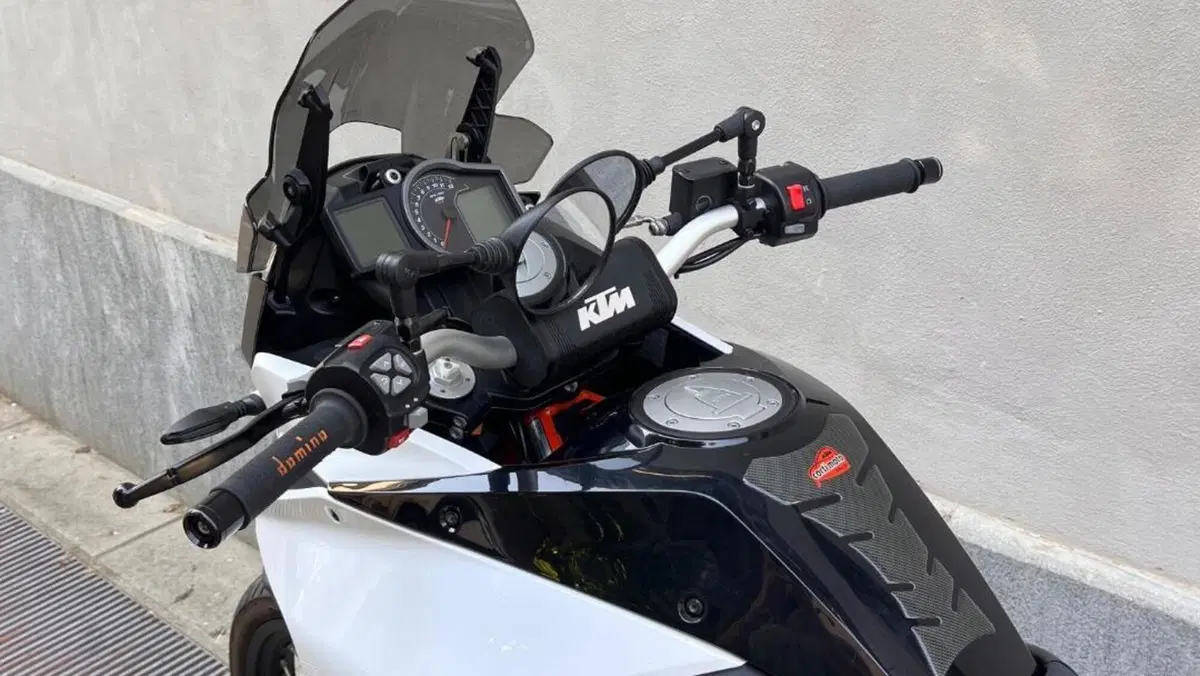 KTM 1090 Adventure R (2017 - 19)  (6)